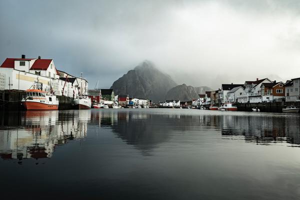 Henningsv&aelig;r
